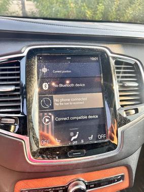 White 2016 Volvo XC90 T6 Inscription
