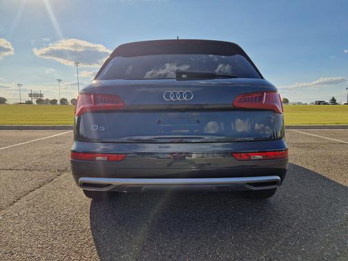 2019 Audi Q5 2.0T Premium Plus