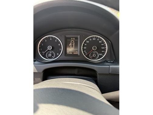 2011 Volkswagen Tiguan SE
