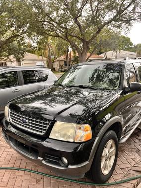 2004 Ford Explorer XLT