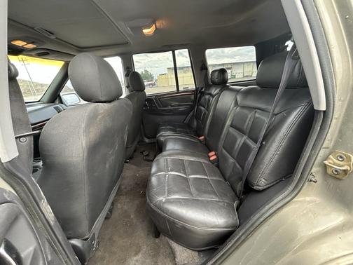 Gold 1996 Jeep Grand Cherokee Limited 4WD