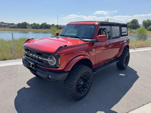 2022 Ford Bronco Outer Banks