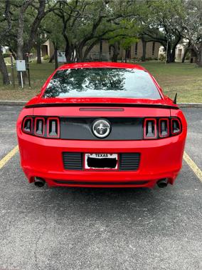 2014 Ford Mustang V6