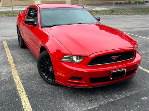 2014 Ford Mustang V6
