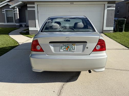 Silver 2005 Honda Civic VP