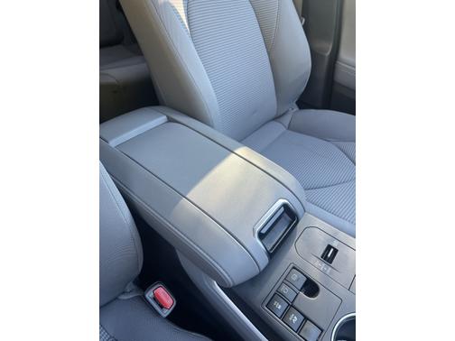 2023 Toyota Highlander Hybrid LE