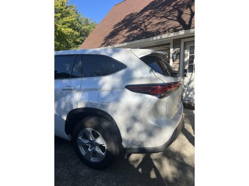 2023 Toyota Highlander Hybrid LE