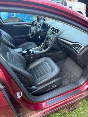Red 2014 Ford Fusion SE