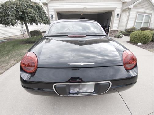2004 Ford Thunderbird Deluxe