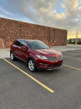 2015 Lincoln MKC Base