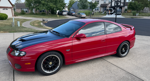 Red 2004 Pontiac GTO Base