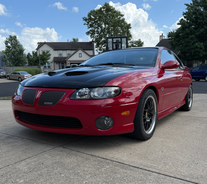 Red 2004 Pontiac GTO Base