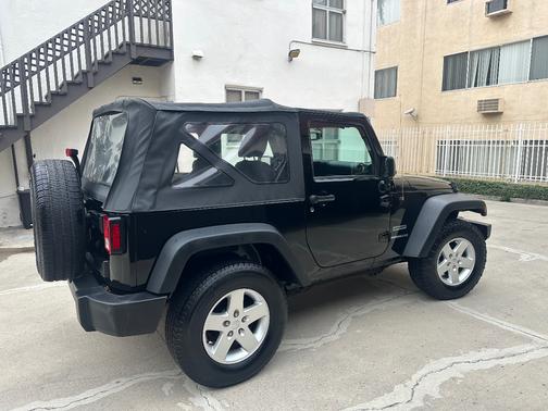 2016 Jeep Wrangler Sport