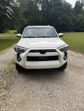 White 2020 Toyota 4Runner SR5 Premium
