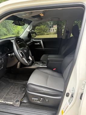 White 2020 Toyota 4Runner SR5 Premium