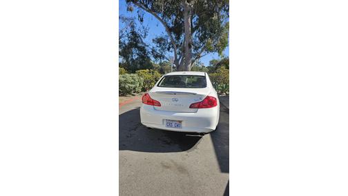 2015 INFINITI Q40 Base