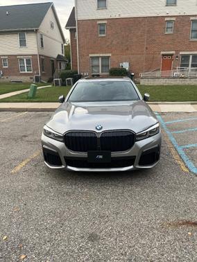Silver 2020 BMW 750 i xDrive