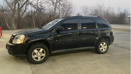 Photo 1 of 4 of 2008 Chevrolet Equinox LS