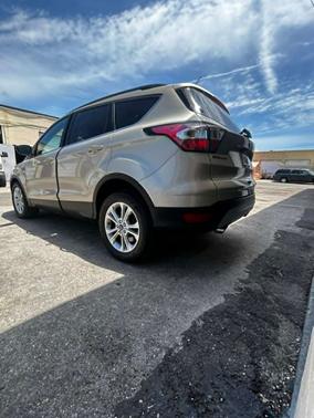 Gold 2017 Ford Escape SE