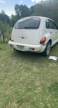 Photo 2 of 5 of 2005 Chrysler PT Cruiser Base