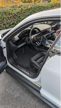 2021 Porsche Taycan Taycan Turbo S