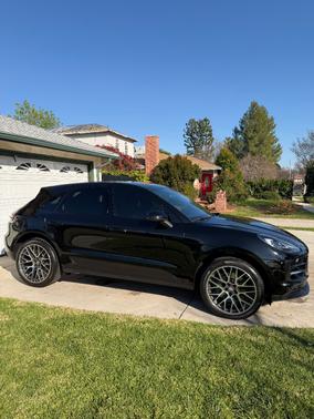 2020 Porsche Macan Macan S