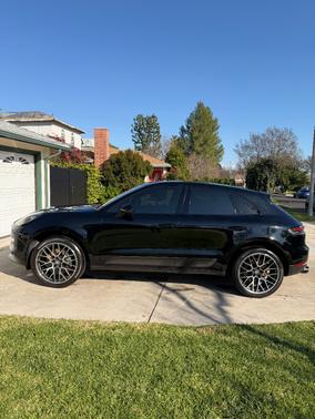 2020 Porsche Macan Macan S