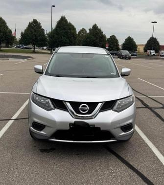 Silver 2016 Nissan Rogue SV
