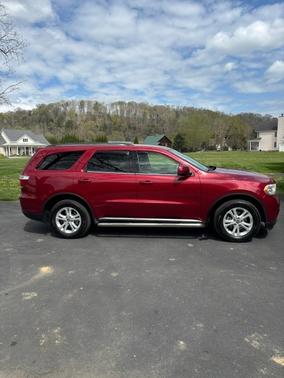Red 2013 Dodge Durango SXT