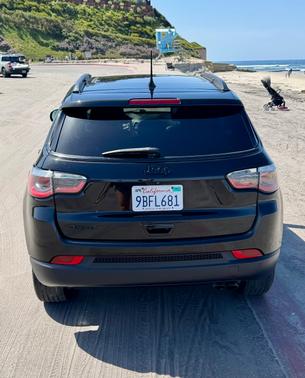 Black 2019 Jeep Compass Limited