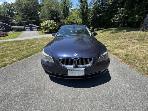 Blue 2010 BMW 528 i xDrive