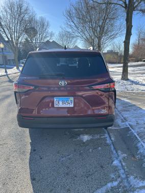 2021 Toyota Sienna XLE