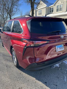 2021 Toyota Sienna XLE