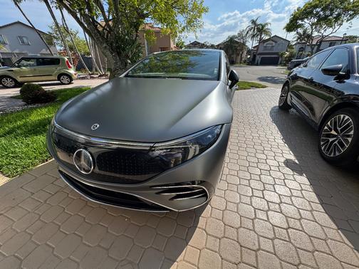Gray 2023 Mercedes-Benz EQS 450+ Base