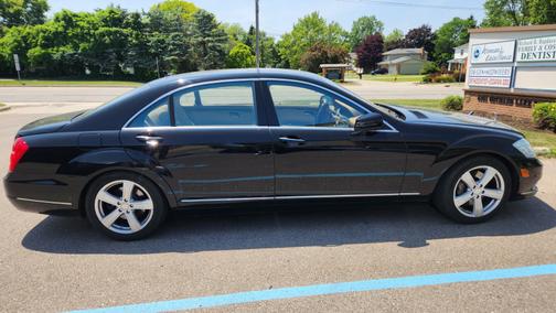 2011 Mercedes-Benz S-Class S 550 4MATIC
