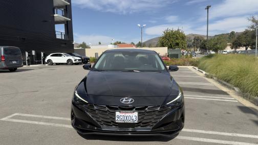 2023 Hyundai ELANTRA Limited