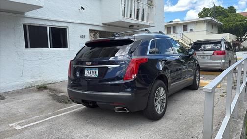Blue 2017 Cadillac XT5 Luxury