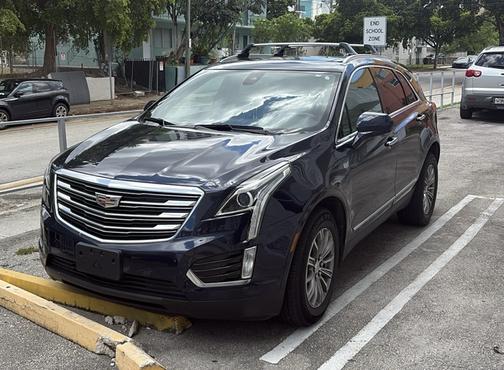 Blue 2017 Cadillac XT5 Luxury