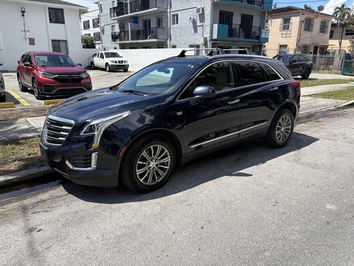 Blue 2017 Cadillac XT5 Luxury