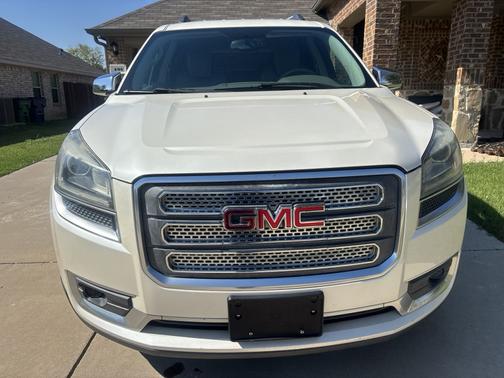 Beige 2014 GMC Acadia SLE-2