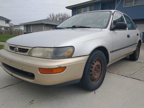 1996 Toyota Corolla Base