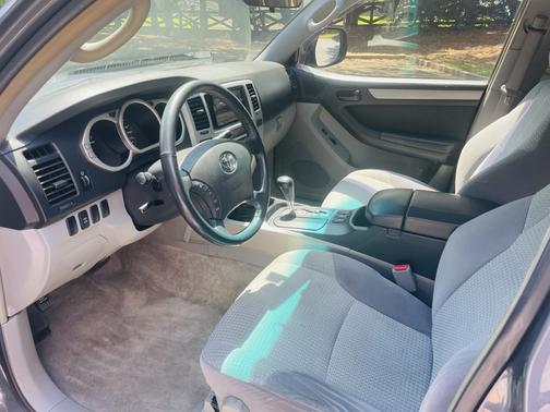 Gray 2005 Toyota 4Runner SR5