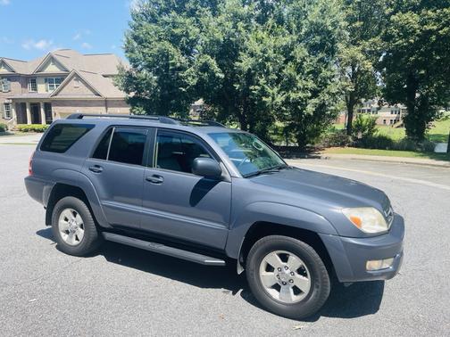 Gray 2005 Toyota 4Runner SR5