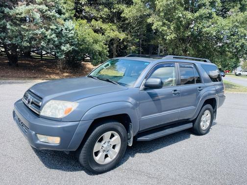 Gray 2005 Toyota 4Runner SR5