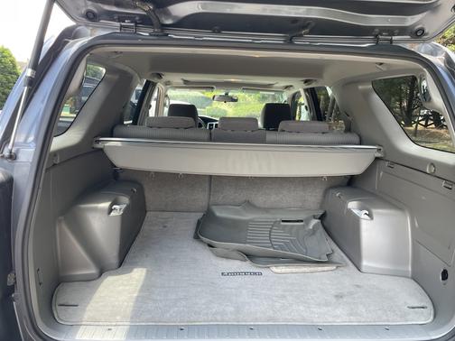 Gray 2005 Toyota 4Runner SR5
