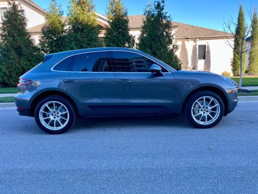 2016 Porsche Macan Macan S