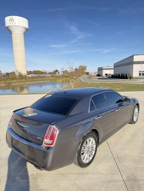 2014 Chrysler 300C Base