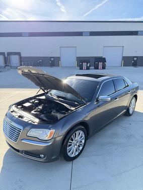 2014 Chrysler 300C Base