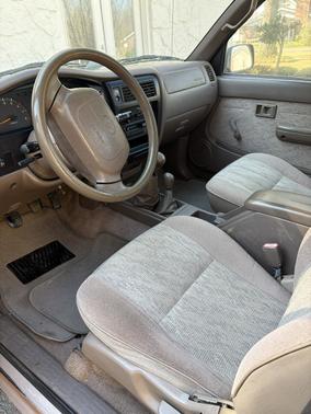 1999 Toyota Tacoma Base