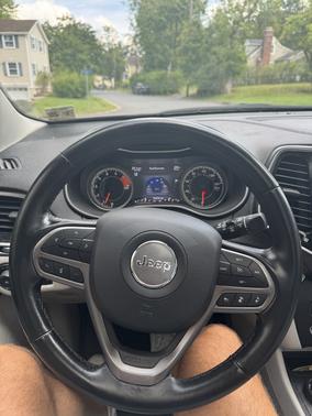 Black 2021 Jeep Cherokee Limited